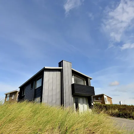 Apartment Uniquely Located With A Sea View Just A Few Metres From The North Sea